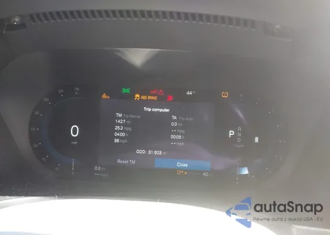 2022 Volvo V90 Cross Country B6 z USA, uszkodzony, nr VIN YV4062NL1N1148573